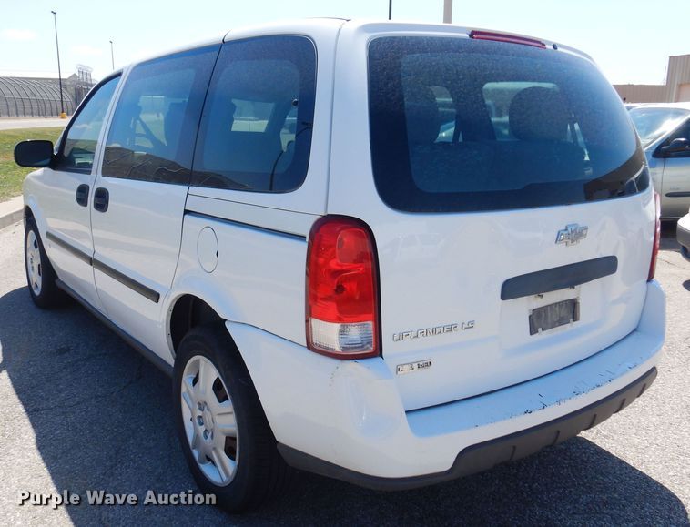 image for item LT9615 2008 Chevrolet Uplander  van