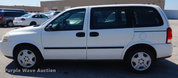 image for item LT9615 2008 Chevrolet Uplander  van
