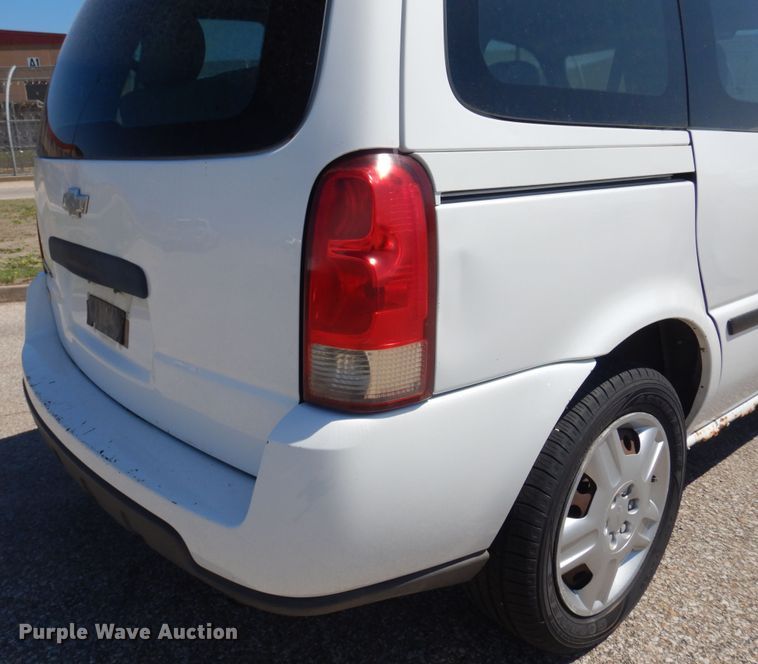image for item LT9615 2008 Chevrolet Uplander  van