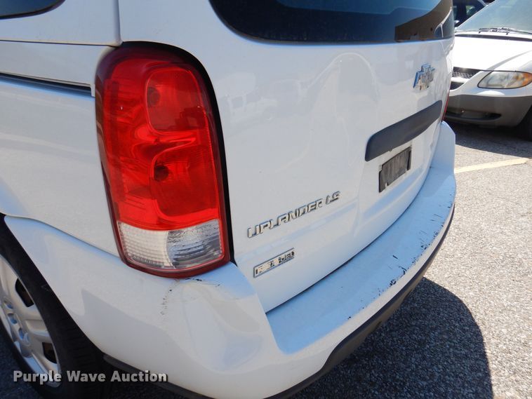 image for item LT9615 2008 Chevrolet Uplander  van