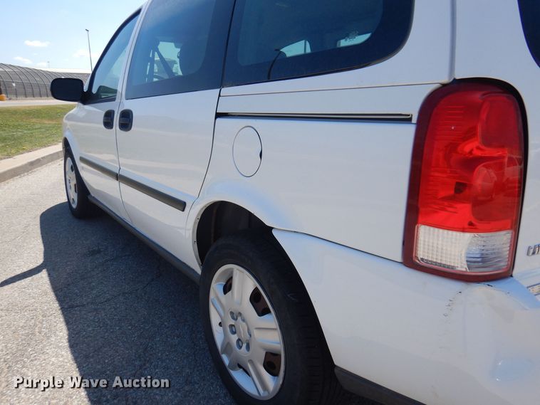image for item LT9615 2008 Chevrolet Uplander  van