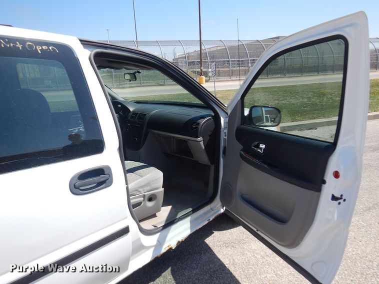 image for item LT9615 2008 Chevrolet Uplander  van