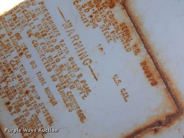 image for item LT9616 2000  Ford F350 Super Duty  Crew Cab flatbed pickup truck