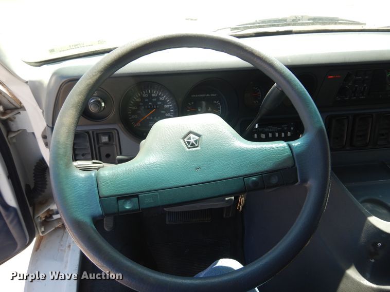 image for item LT9617 1991 Dodge Ram Wagon 350  van