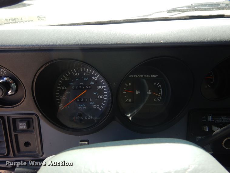 image for item LT9617 1991 Dodge Ram Wagon 350  van