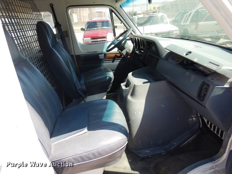 image for item LT9617 1991 Dodge Ram Wagon 350  van