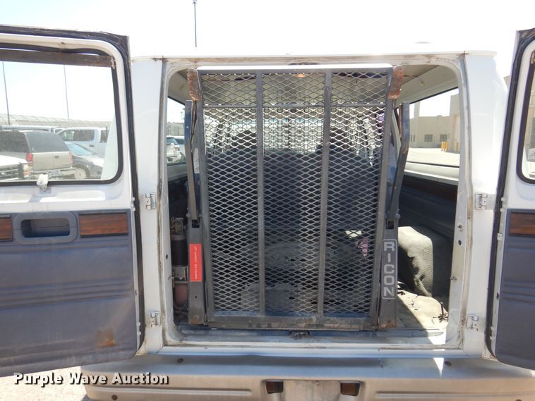 image for item LT9617 1991 Dodge Ram Wagon 350  van