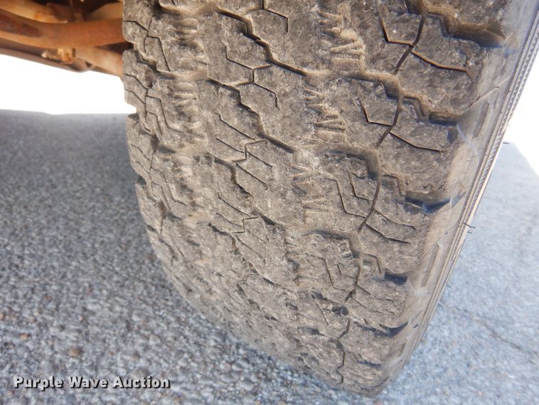 image for item LT9617 1991 Dodge Ram Wagon 350  van