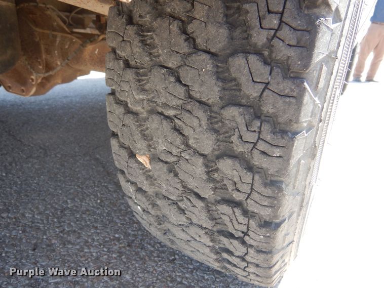 image for item LT9617 1991 Dodge Ram Wagon 350  van