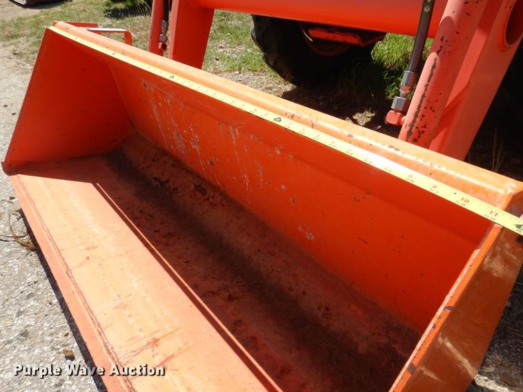 image for item LT9618 Kubota L3300  MFWD tractor