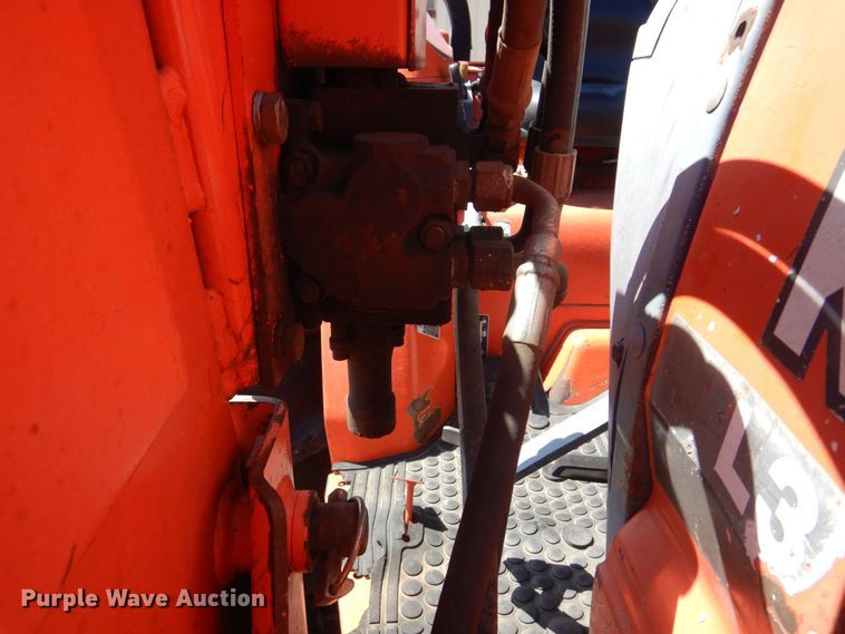 image for item LT9618 Kubota L3300  MFWD tractor