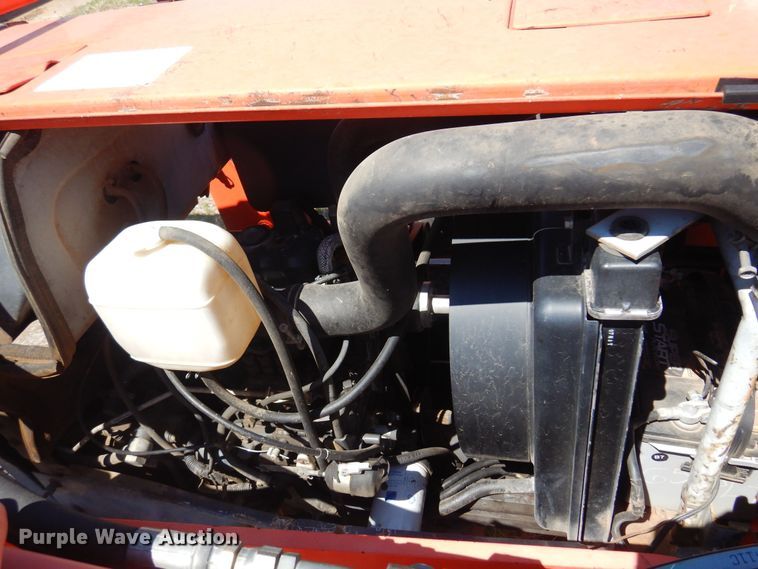 image for item LT9618 Kubota L3300  MFWD tractor