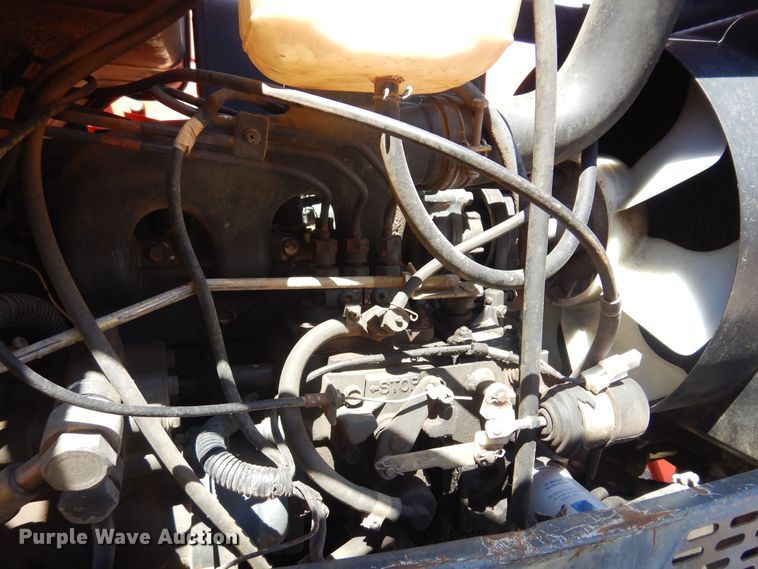 image for item LT9618 Kubota L3300  MFWD tractor