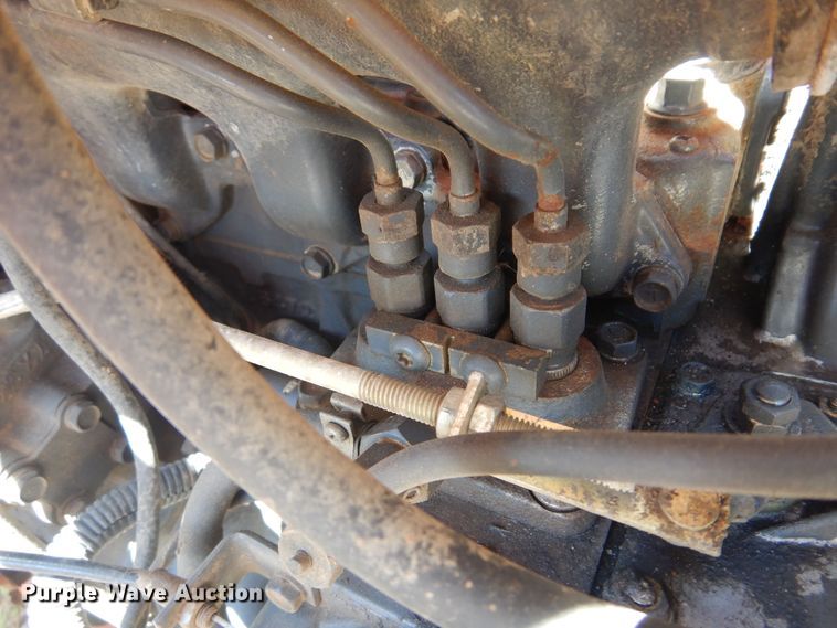 image for item LT9618 Kubota L3300  MFWD tractor