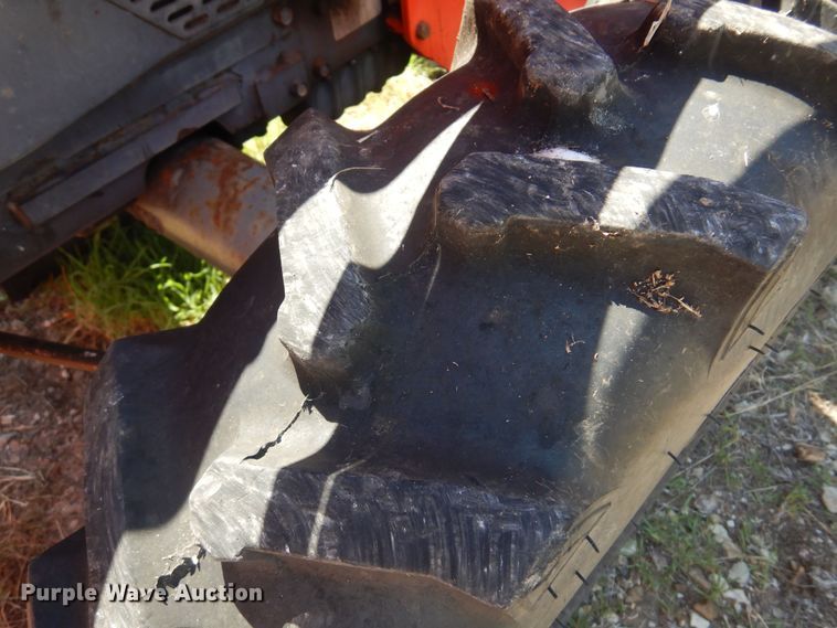 image for item LT9618 Kubota L3300  MFWD tractor