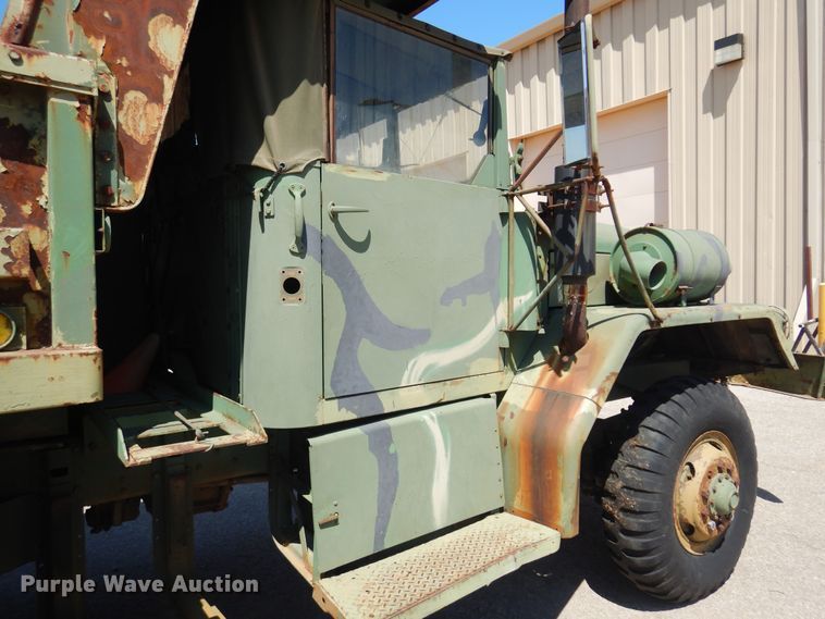 image for item LT9619 1967 Kaiser M5142  dump truck