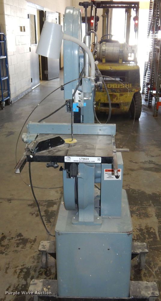 image for item LT9624 Delta  bandsaw