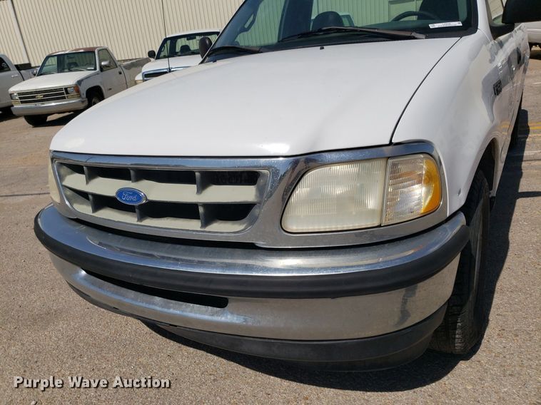image for item LT9708 1997 Ford F150  pickup truck