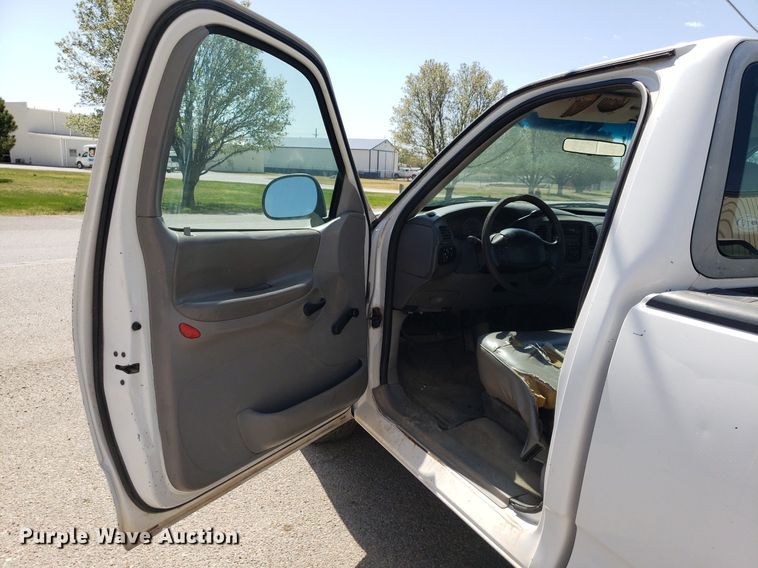 image for item LT9708 1997 Ford F150  pickup truck