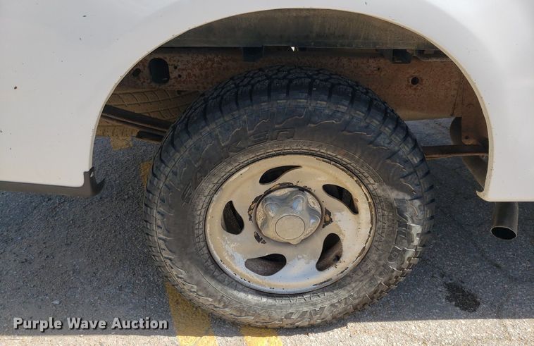 image for item LT9708 1997 Ford F150  pickup truck