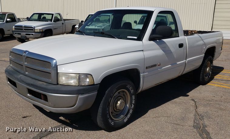 image for item LT9709 1999 Dodge Ram 2500  pickup truck