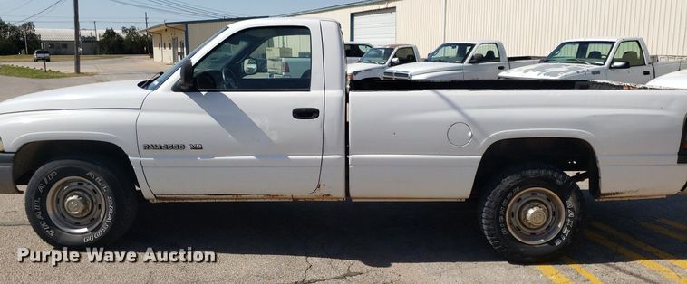 image for item LT9709 1999 Dodge Ram 2500  pickup truck