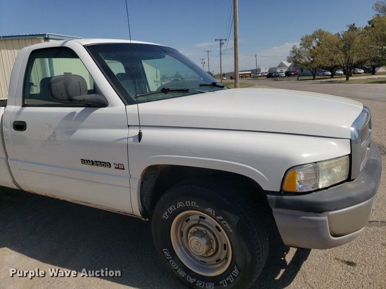 image for item LT9709 1999 Dodge Ram 2500  pickup truck