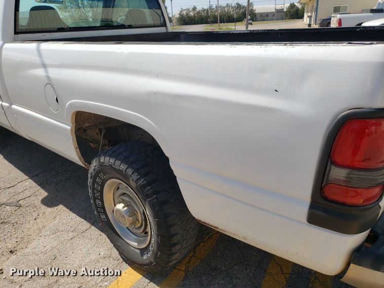image for item LT9709 1999 Dodge Ram 2500  pickup truck