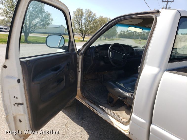 image for item LT9709 1999 Dodge Ram 2500  pickup truck