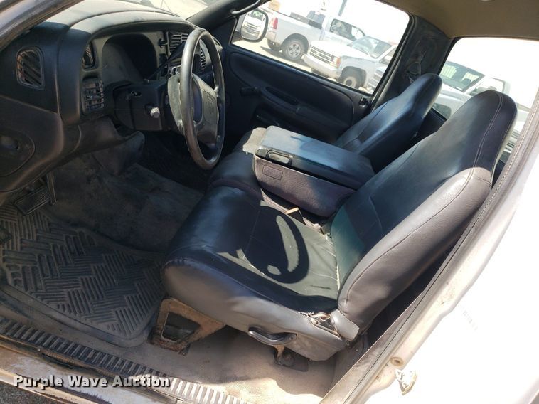 image for item LT9709 1999 Dodge Ram 2500  pickup truck