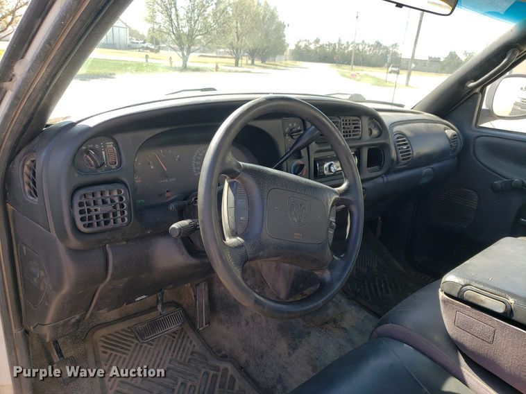 image for item LT9709 1999 Dodge Ram 2500  pickup truck