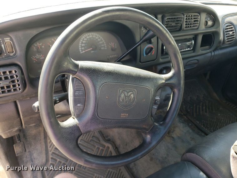 image for item LT9709 1999 Dodge Ram 2500  pickup truck