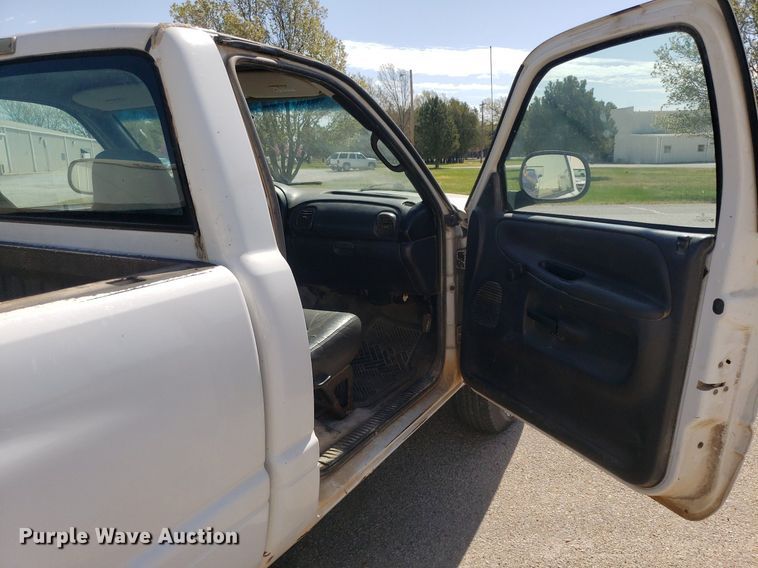 image for item LT9709 1999 Dodge Ram 2500  pickup truck