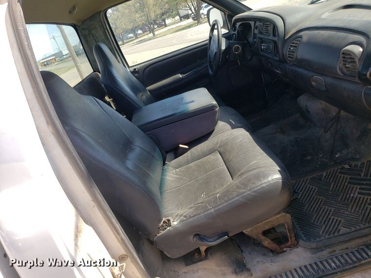image for item LT9709 1999 Dodge Ram 2500  pickup truck
