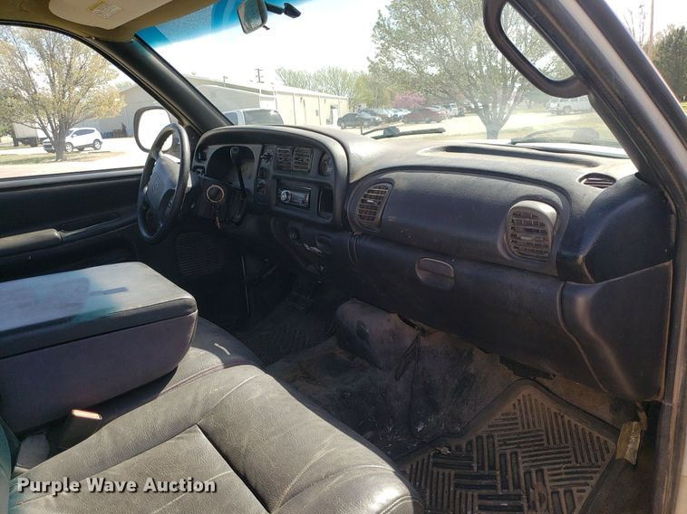 image for item LT9709 1999 Dodge Ram 2500  pickup truck