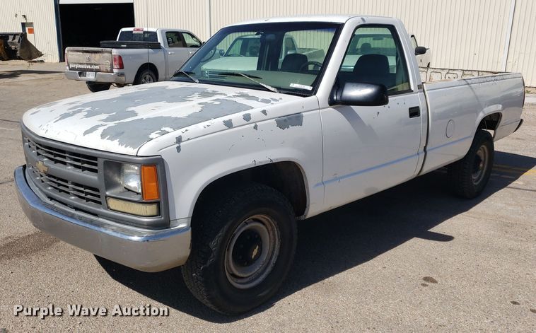 image for item LT9710 1995 Chevrolet C2500HD  pickup truck
