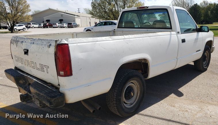 image for item LT9710 1995 Chevrolet C2500HD  pickup truck