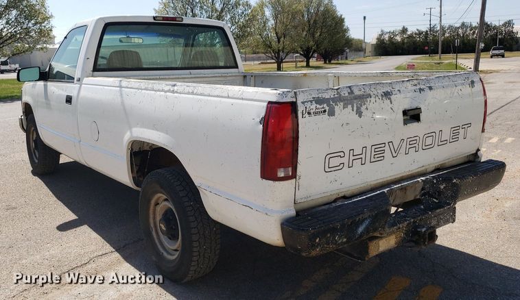 image for item LT9710 1995 Chevrolet C2500HD  pickup truck