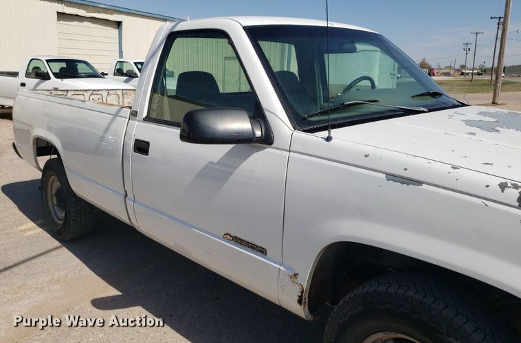 image for item LT9710 1995 Chevrolet C2500HD  pickup truck