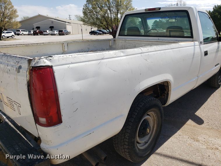 image for item LT9710 1995 Chevrolet C2500HD  pickup truck