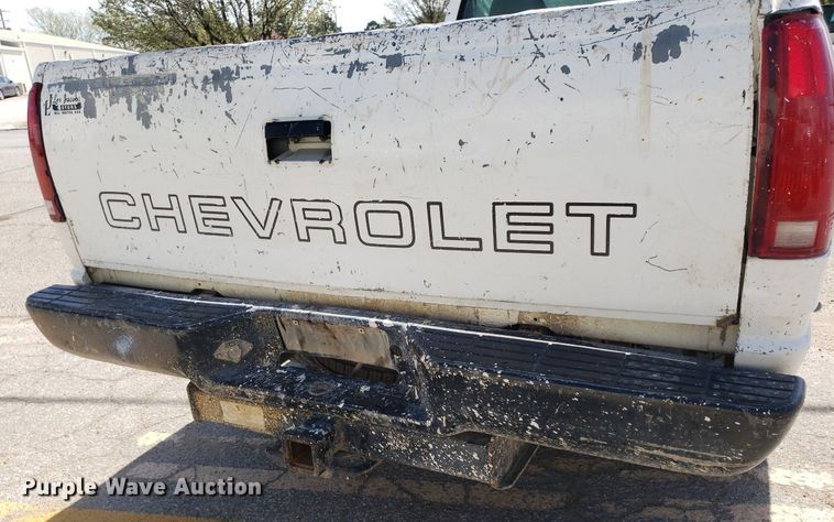 image for item LT9710 1995 Chevrolet C2500HD  pickup truck