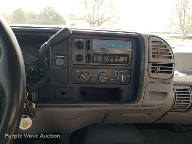 image for item LT9710 1995 Chevrolet C2500HD  pickup truck