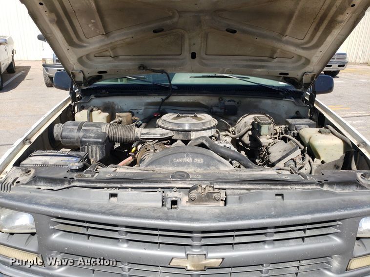 image for item LT9710 1995 Chevrolet C2500HD  pickup truck