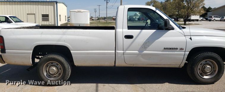 image for item LT9712 1999 Dodge Ram 2500  pickup truck