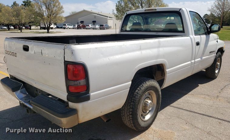 image for item LT9712 1999 Dodge Ram 2500  pickup truck