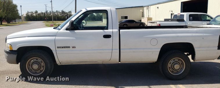 image for item LT9712 1999 Dodge Ram 2500  pickup truck