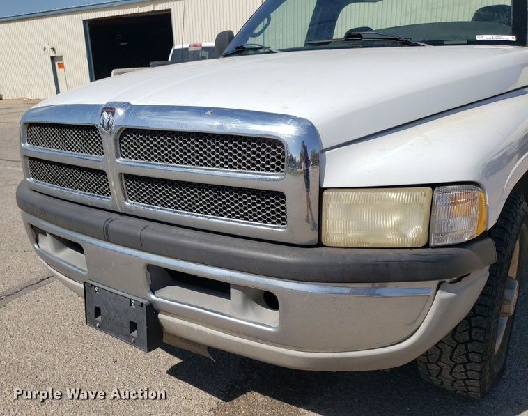 image for item LT9712 1999 Dodge Ram 2500  pickup truck