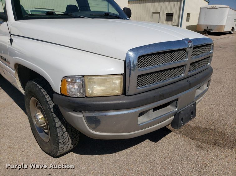 image for item LT9712 1999 Dodge Ram 2500  pickup truck