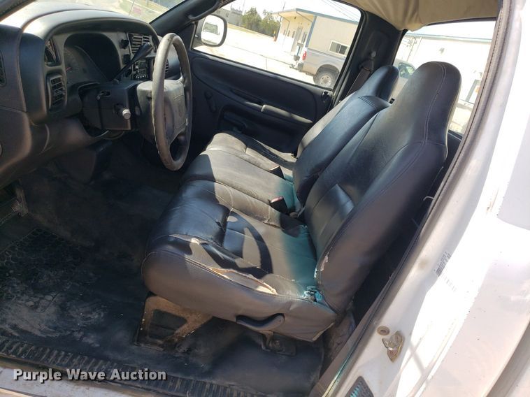 image for item LT9712 1999 Dodge Ram 2500  pickup truck