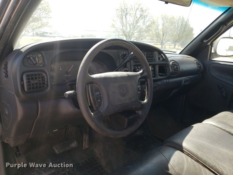 image for item LT9712 1999 Dodge Ram 2500  pickup truck